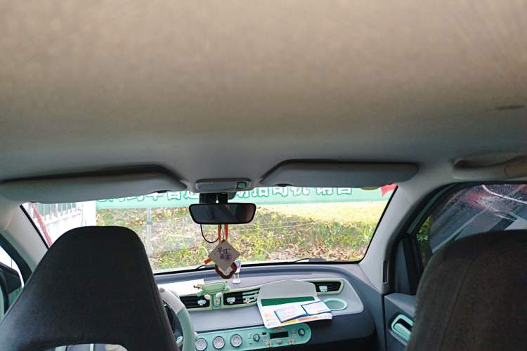 Used Wuling Hongguang MINIEV 2021 Macaron Premium Model – Lithium Iron Phosphate