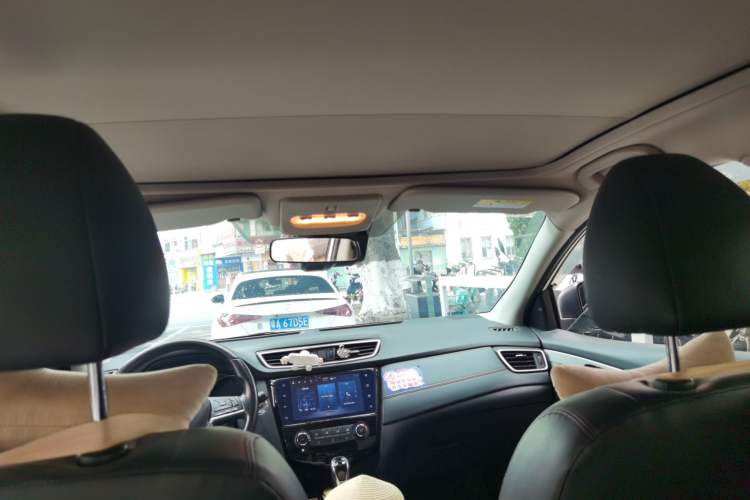 Used Nissan Qashqai 2021 2.0L CVT Luxury Edition Headliner