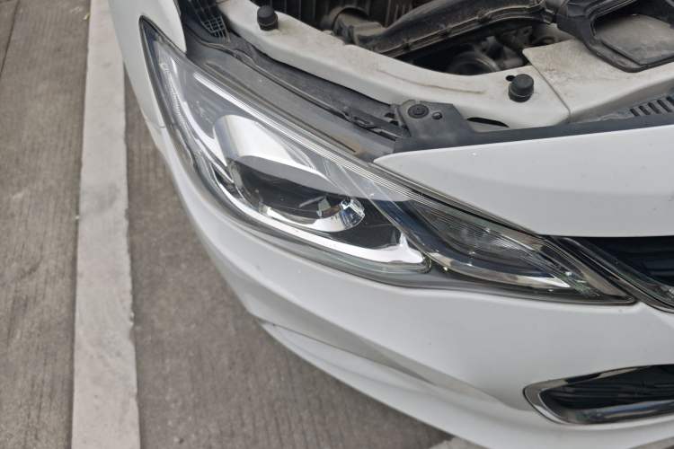 Used Chevrolet Cavalier 2019 320 Automatic Xinyue Edition Right Front Headlight