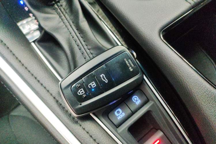 Used Toyota Avalon 2022 2.0L Ambition Edition