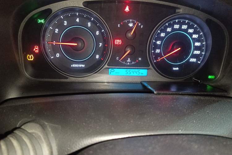 Used Chevrolet Captiva 2014 2.4L 4x4 Flagship Edition 7 Seats
