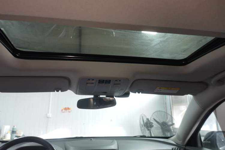 Used Chevrolet Malibu 2018 530T Automatic Fashion Edition Headliner