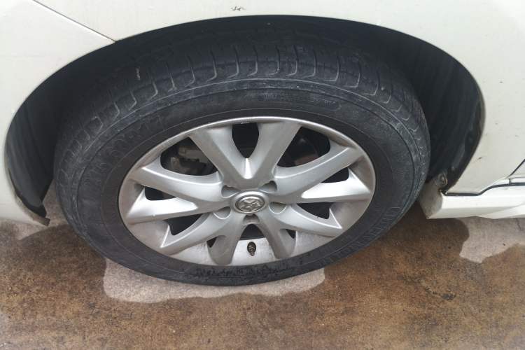 Used Venucia T70 2020 2.0L CVT Luxury Edition China VI Standard Exterior 1