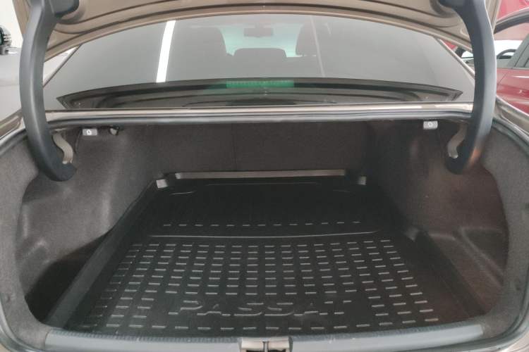 Used Volkswagen Passat 2014 1.8TSI DSG Prestige Edition