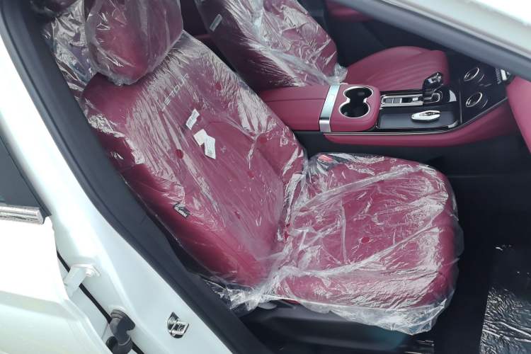 Used JETOUR X70 PLUS 2025 1.5T Luxury Edition 7-Seater