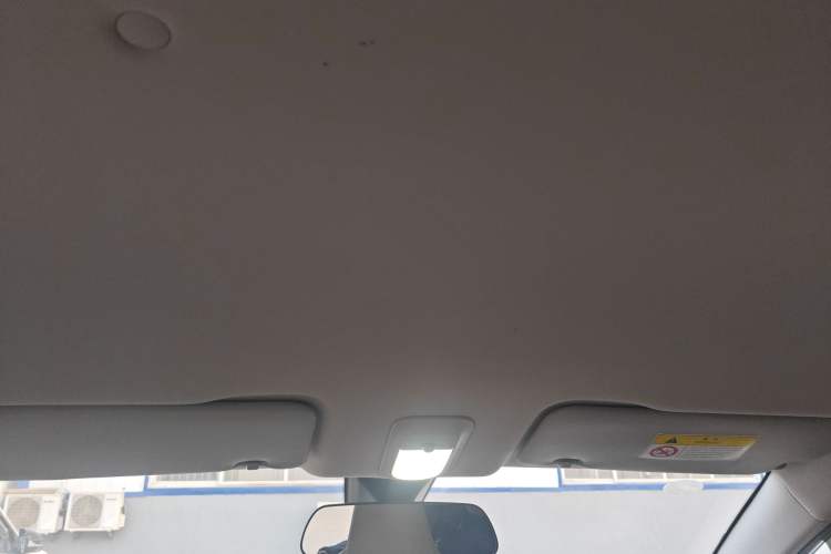 Used Wuling Bingo PLUS 2024 330 km Range Five-Seater Version Headliner