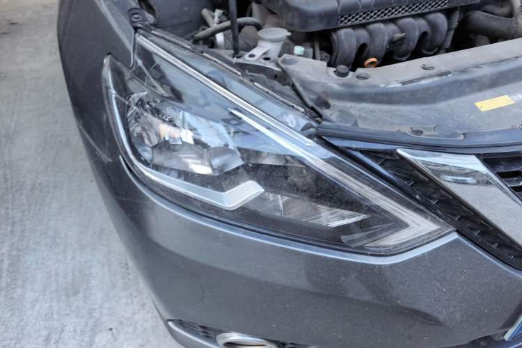 Used Nissan Sylphy 2016 1.6 XL CVT Deluxe Edition Right Front Headlight