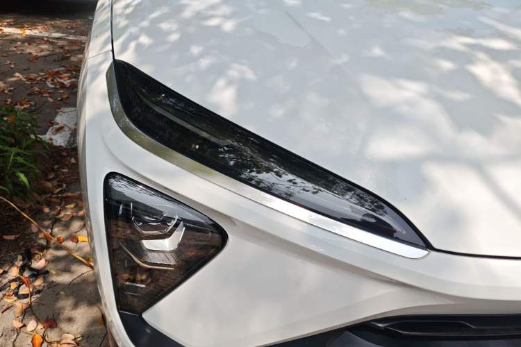 Used Nio EC6 2020 615 km Performance Edition Right Front Headlight