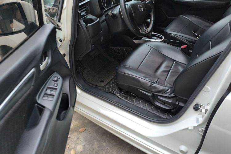 Used Honda Fit 2018 1.5L CVT Trendy Run+ Edition
