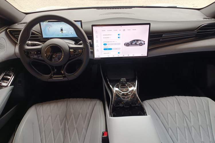 Used BYD Seal 2022 550 km Standard Range Rear-Wheel Drive Elite Version