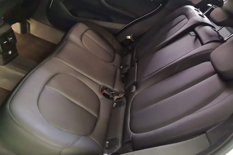 Used BMW X1 2018 sDrive20Li Leading Model
