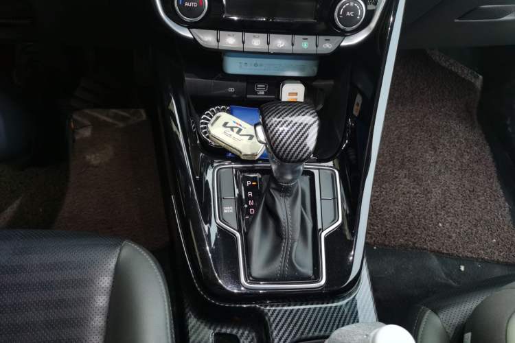 Used Kia Sportage R 2018 2.0L Automatic Smart Luxury Version China V Standard