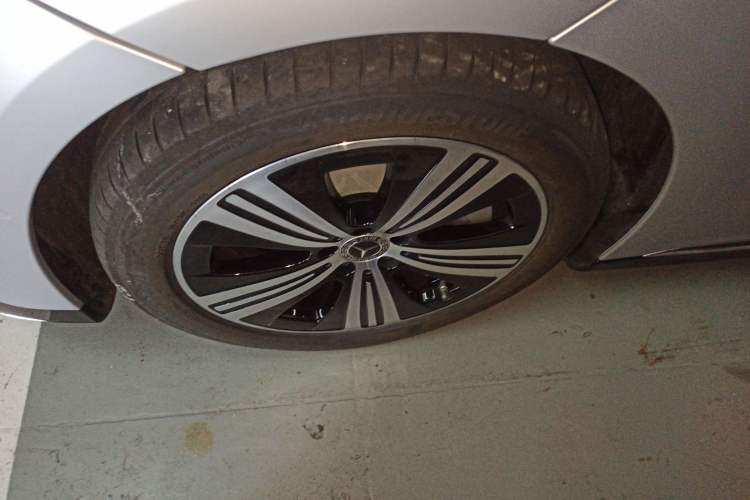 Used Mercedes-Benz EQE 2025 500 4MATIC Luxury Edition