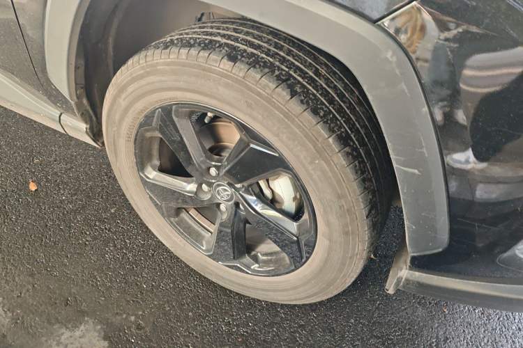 Used Toyota RAV4 2020 Dual-Motor 2.5L E-CVT Four-Wheel Drive Flagship Edition Right Front Wheel Hub