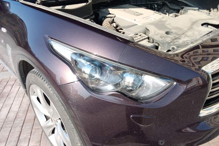 Used Infiniti QX70 2013 3.7L Standard Edition
