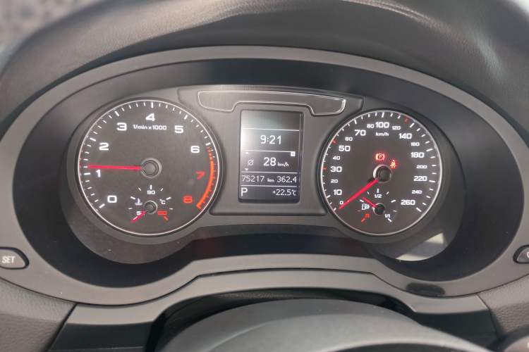 Used Audi Q3 2018 30th Anniversary Edition 30 TFSI Fashion Model Instrument Cluster