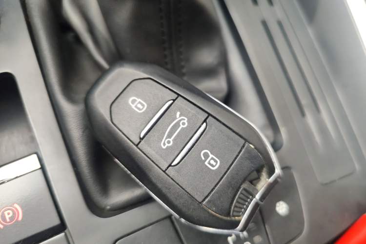 Used Citroen C5 2017 350THP Automatic Luxury Model Vehicle Key