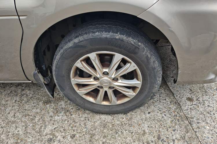 Used FORTHING Lingzhi 2020 M5L 1.6L Luxury 7-Seater