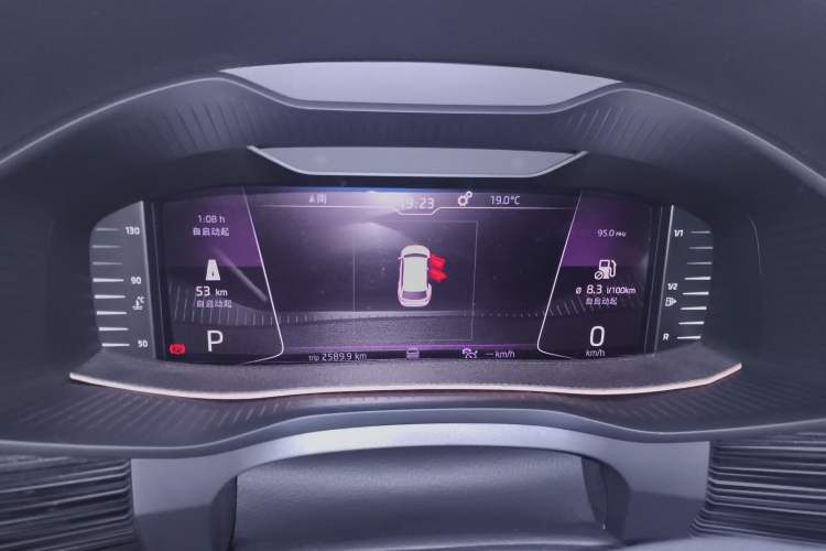 Used Skoda Kodiaq 2019 Facelifted TSI380 7-Seater All-Wheel-Drive Flagship Version China VI Standard Instrument Cluster