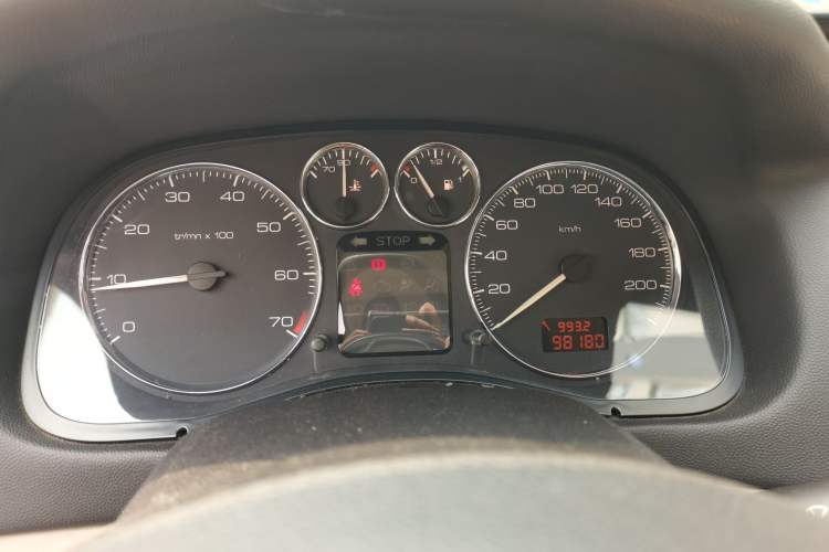 Used Peugeot 307 2012 Hatchback 1.6L Manual Comfort Edition