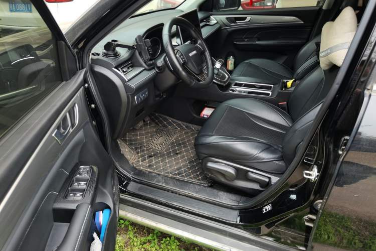 Used Haval M6 2021 PLUS 1.5T DCT Elite Smart Connectivity Model
