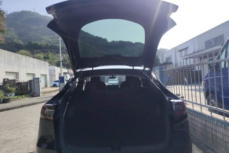 Used Tesla Model Y 2022 Revised Version Long-Range All-Wheel Drive
