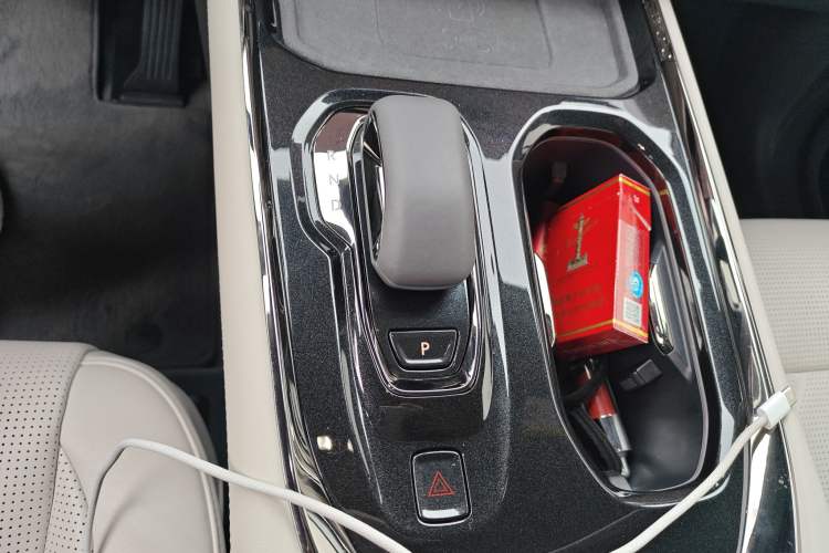 Used Zeekr 009 2024 Six-Seat Executive Version 4WD 108 kWh