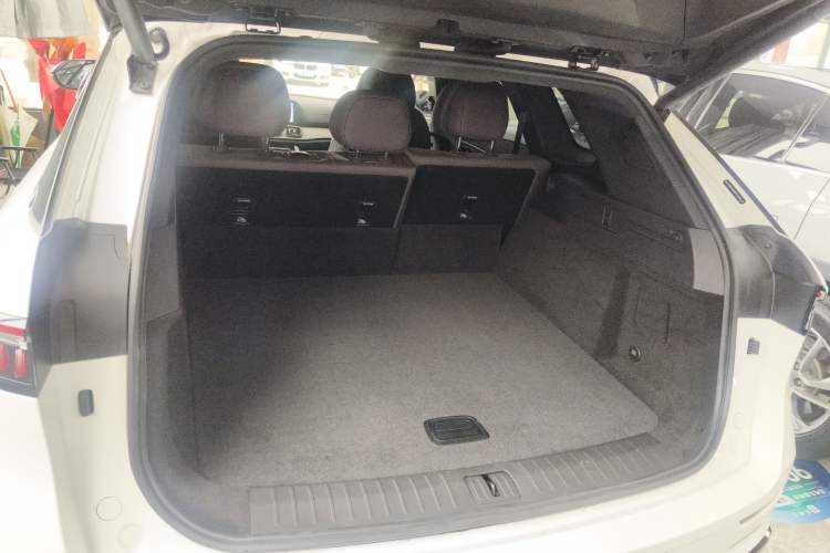 Used Chery Tiggo 9 2025 2.0T Automatic Two-Wheel Drive Luxury Edition 5 Seats
