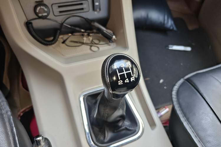 Used FORTHING Lingzhi 2020 M5L 1.6L Luxury 7-Seater
