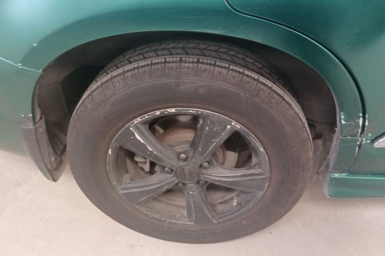 Used Haval H6 2013 Upgraded Model 2.4L Automatic Two-Wheel Drive Elite Version