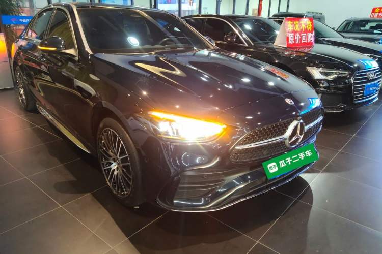 Used Mercedes-Benz C-Class 2023 C 260 L Sport Edition Front Right 45 Deg