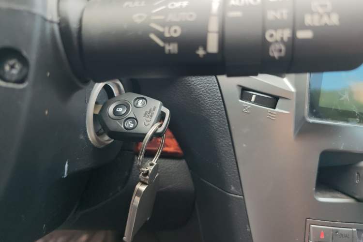 Used Subaru Outback 2010 2.5i Luxury Edition Vehicle Key