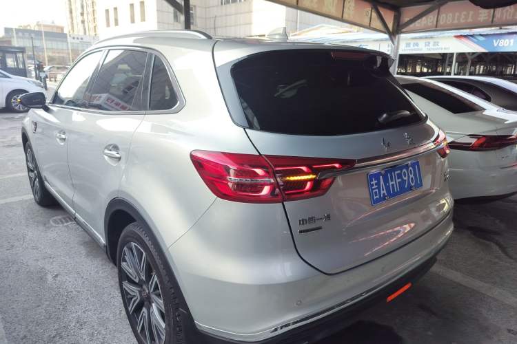 Used Hongqi HS5 2022 Facelifted Version 2.0T Smart Connect Flagship All-Wheel-Drive Edition
