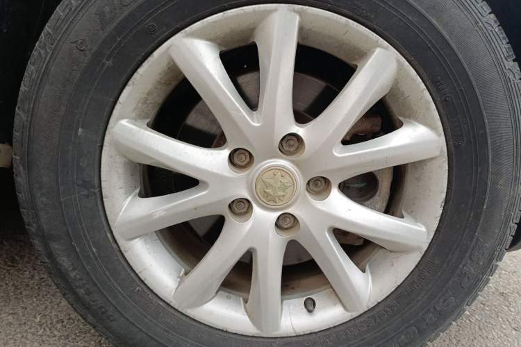 Used Venucia T70 2016 1.6L Manual Ruixing Edition
