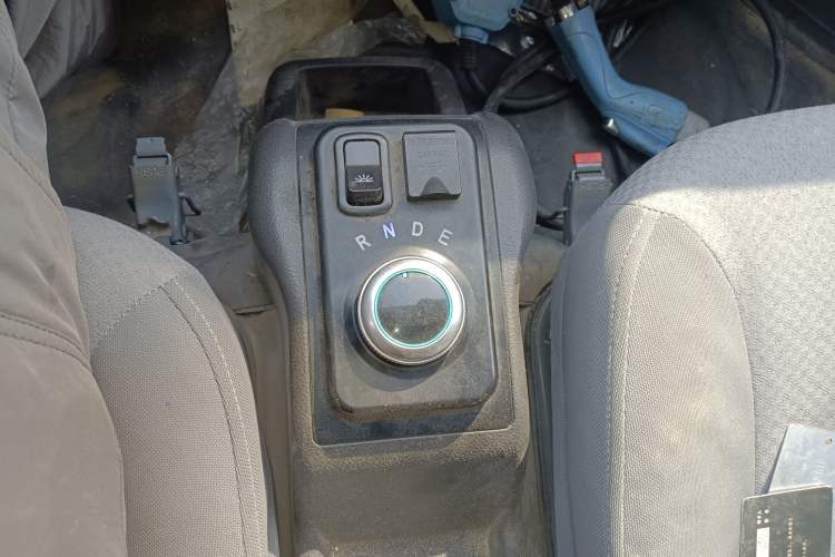 Used Wuling EV50 2020 Pure Electric Van Logistics Vehicle – Penghui Non-Heated Battery
