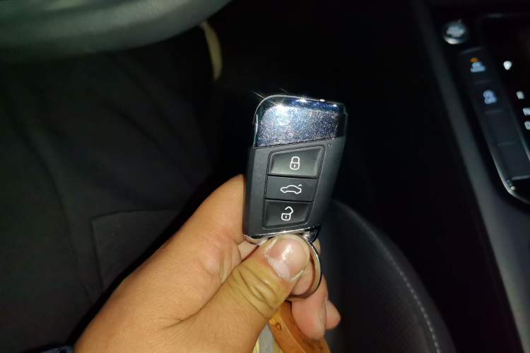 Used Volkswagen FAW-Volkswagen CC 2021 380TSI Striking Edition Vehicle Key