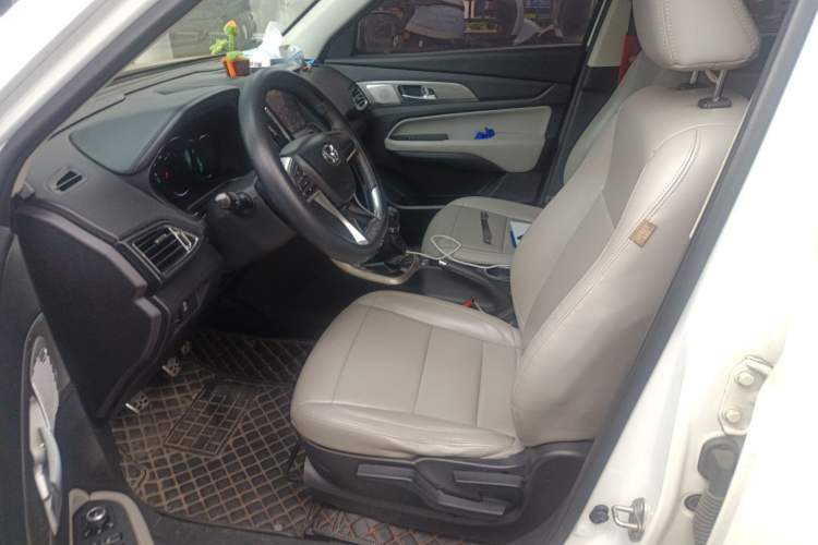 Used HYOSOW S5 2017 1.3T Manual Prestige Edition
