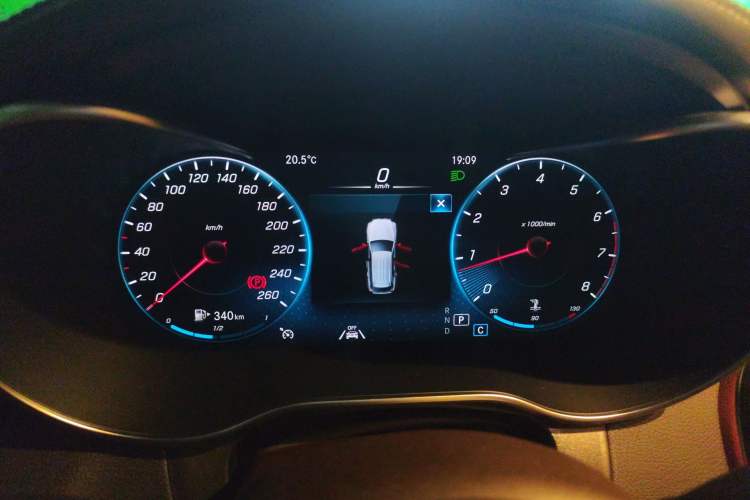 Used Mercedes-Benz GLC 2021 GLC 300 L 4MATIC Dynamic Model Instrument Cluster