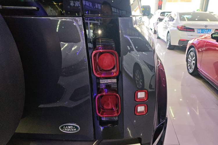 Used Land Rover Defender 2024 110 3.0T P400 X-DYNAMIC HSE