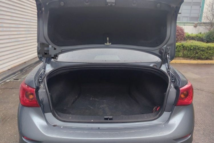 Used Infiniti Q50 2014 3.7L Comfort Edition Trunk