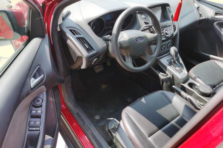 Used Ford Focus 2012 Hatchback 1.6L Automatic Comfort Model