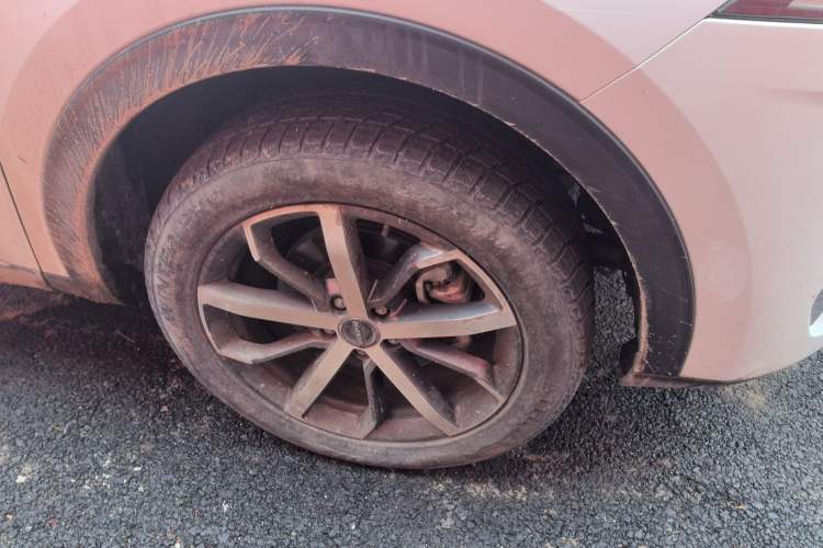 Used Haval F7 2021 1.5T Two-Wheel Drive i-Type Right Front Wheel Hub