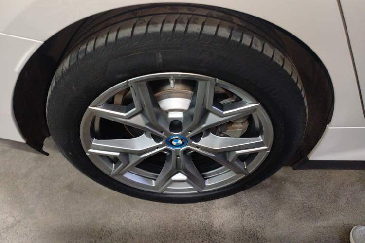 Used BMW i3 2024 eDrive 35 L Exterior 5