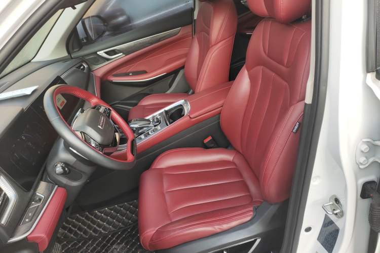 Used Dongfeng Fengon 580 2022 1.5T Automatic Luxury Edition