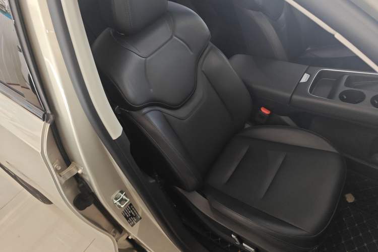 Used Haval H6 2024 1.5T Two-Wheel Drive Ultra Right Front Seat