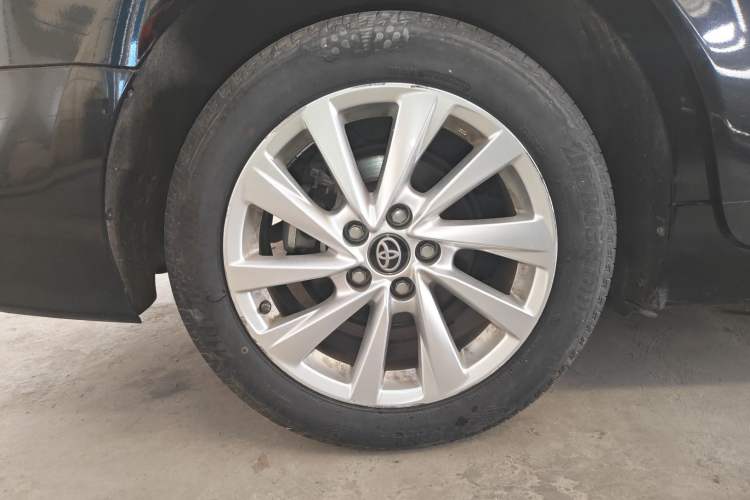 Used Toyota Camry 2021 2.0G Luxury Edition