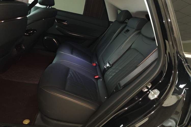 Used Baojun Enjoy 2025 Plug-in Hybrid 140km Luxury Edition