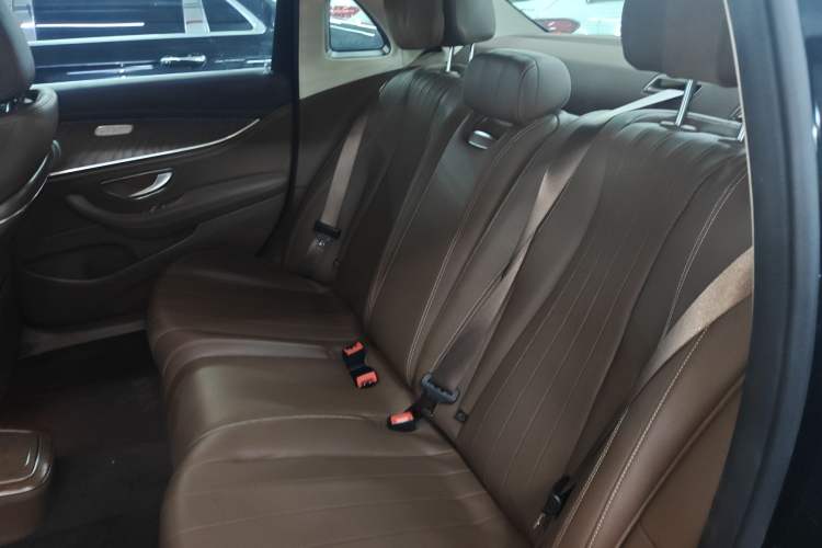 Used Mercedes-Benz E-Class 2023 E 260 L