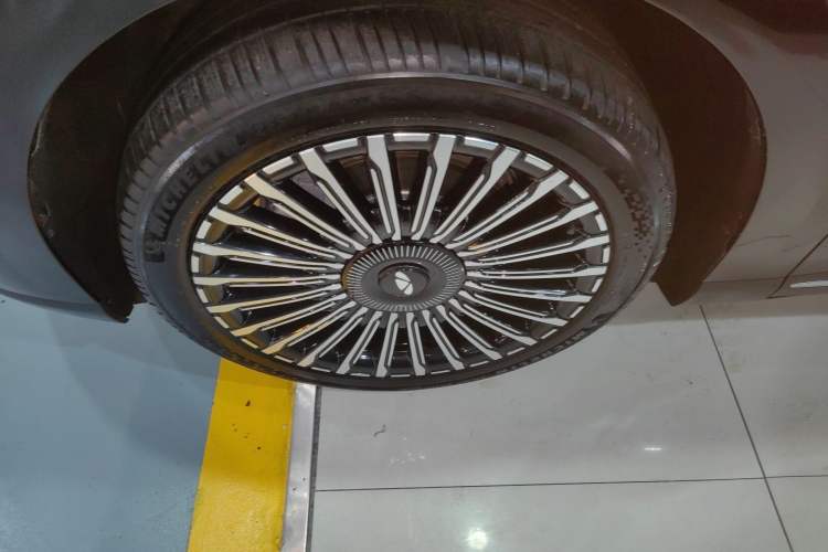 Used Chery T11 2026 Model 220 All-Wheel Drive Family Fun Edition
