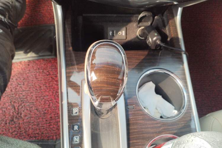 Used Nissan Teana 2014 2.0L XL Upper Tech Edition Gear Lever